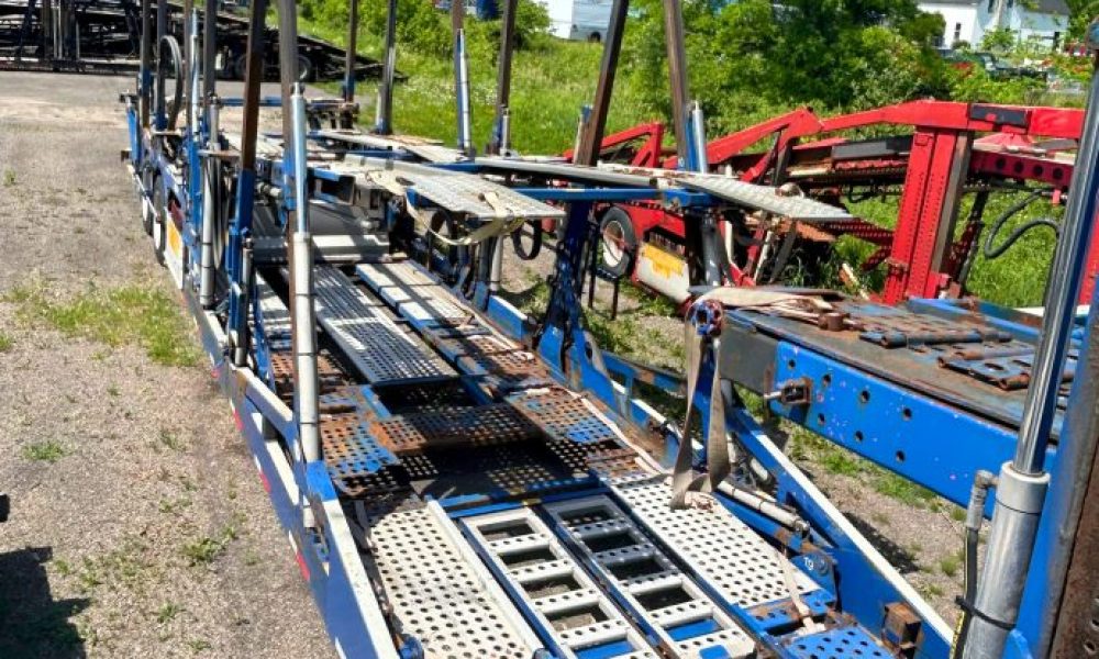 1999 Peterbilt 379 with 2015 Cottrell CX-11 (6)