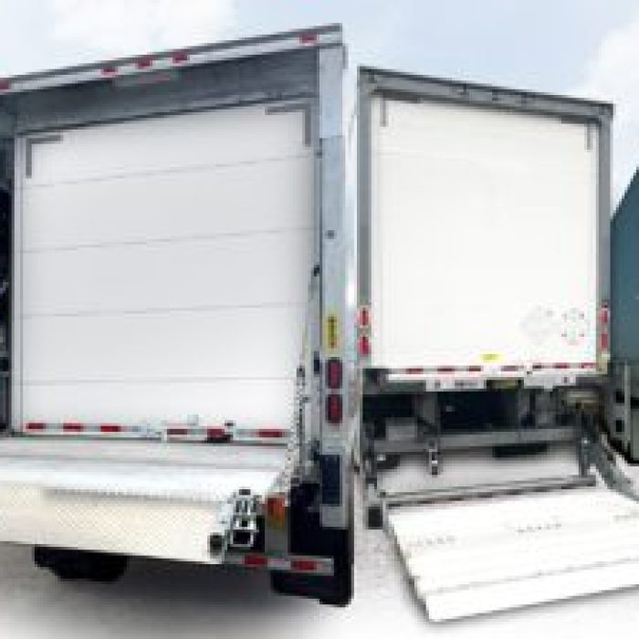 Maxon Lift Gates (2)