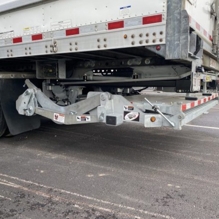 Maxon Lift Gates (3)