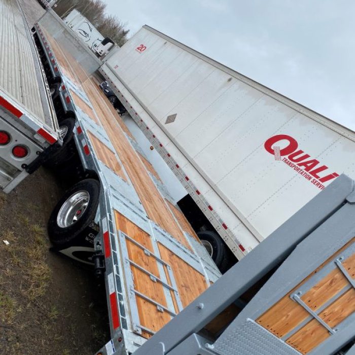 NEW Gincor Galvanized Equipment Drop with Bi-fold Air Ramps (2)