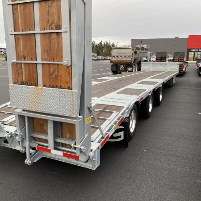 NEW Gincor Galvanized Equipment Drop with Bi-fold Air Ramps (4)