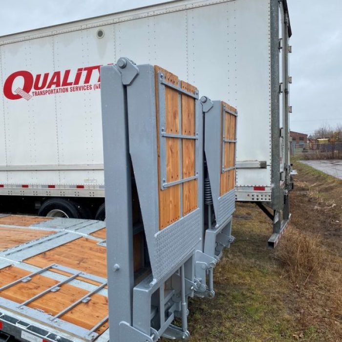 NEW Gincor Galvanized Equipment Drop with Bi-fold Air Ramps (8)