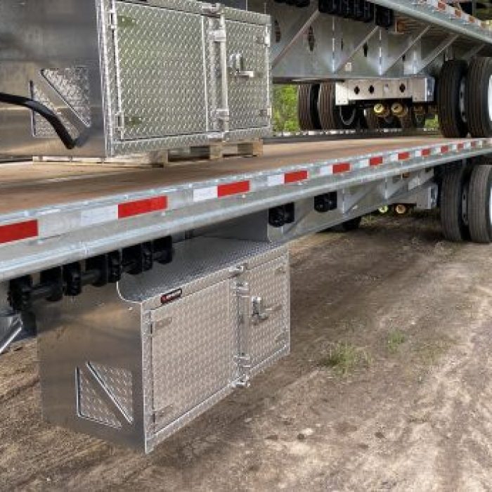NEW Gincor Galvanized Tridem Flatbeds (5)