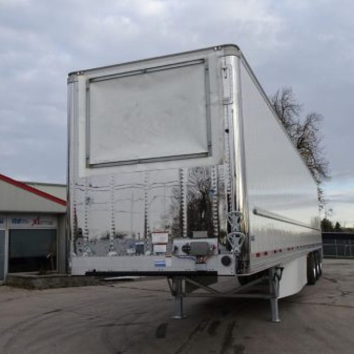 New 2024 Vanguard Tridem Reefer (2)