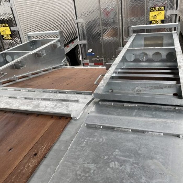 New Gincor Galvanized Drop Deck with Manual Ramps (1)