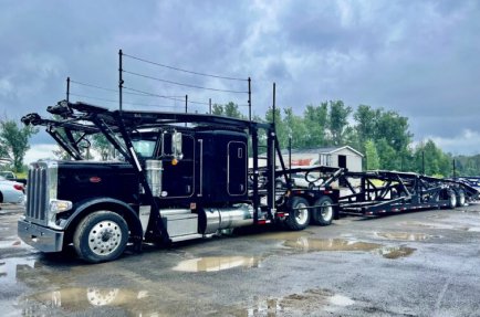 peterbilt 389 body