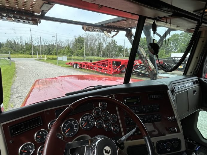 2015 Western Star 4900 with 2015 Cottrell CX-11HSCD High Rail (8)