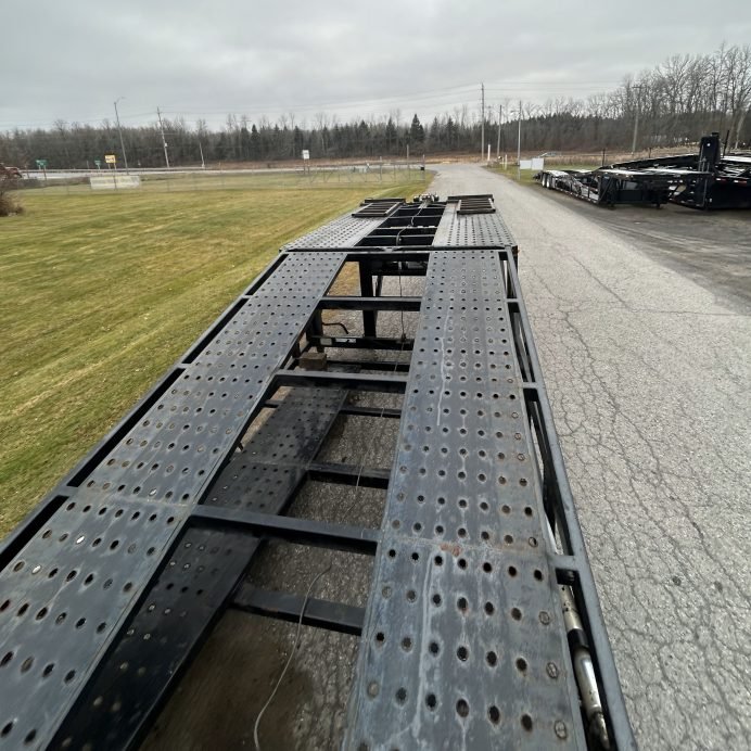 2018 Sun Country 5-Car Drop Deck Tandem Trailer (3)