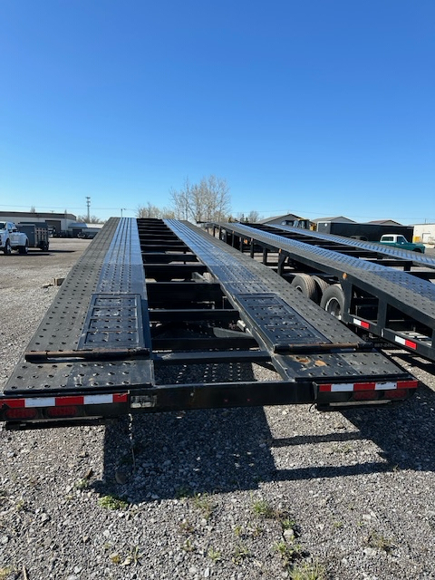 2022 Sun Country Wide Wedge 3-Car Trailer (1)