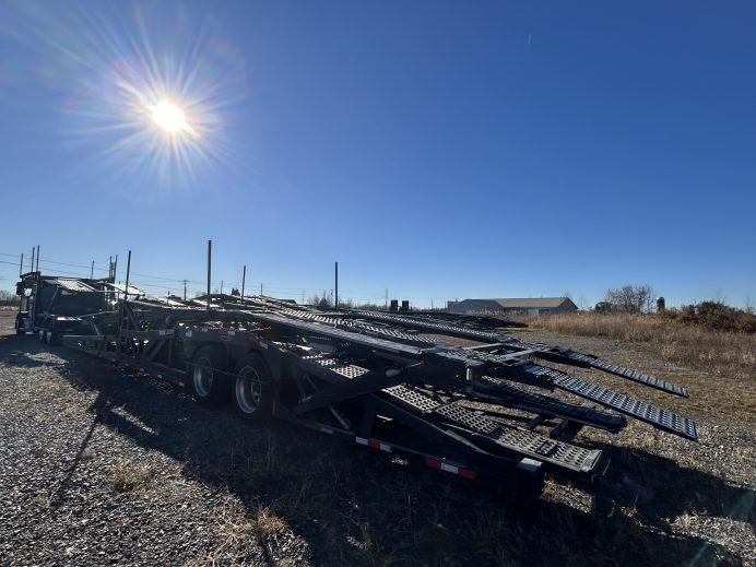 2023 Western Star 4900 & 2023 Cottrell CX-09LS3 Fast Act 80 Ft Quickloader (2)