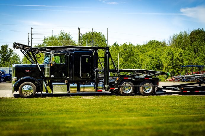 2024 Peterbilt 389 Cummins Manual & 2025 Cottrell CX-09LS3 Fast Act 80 Ft Quickloader (11)