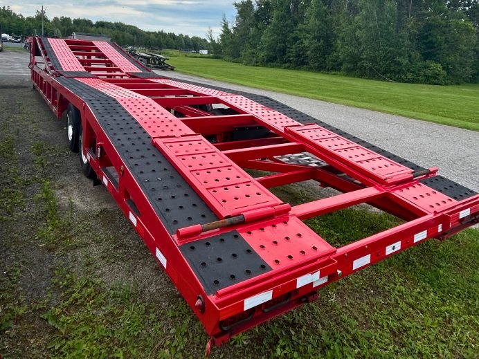 2025 Sun Country 5-Car Drop Deck Tandem Red Trailer (3)