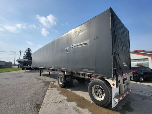 IN STOCK – Used MAC – Tandem Flatbed w Tarp (5)