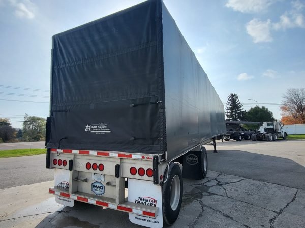 IN STOCK – Used MAC – Tandem Flatbed w Tarp (7)