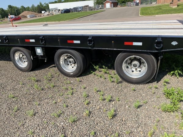 NEW JC Tridem Slide Axle Landoll Style Trailer (4)