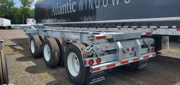 New ITD Galvanized 20-40HD Container Chassis (2)