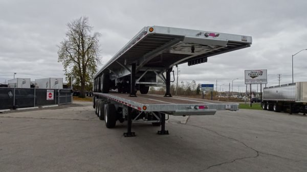 New ThruWay Quad Steel Flatbed (1)