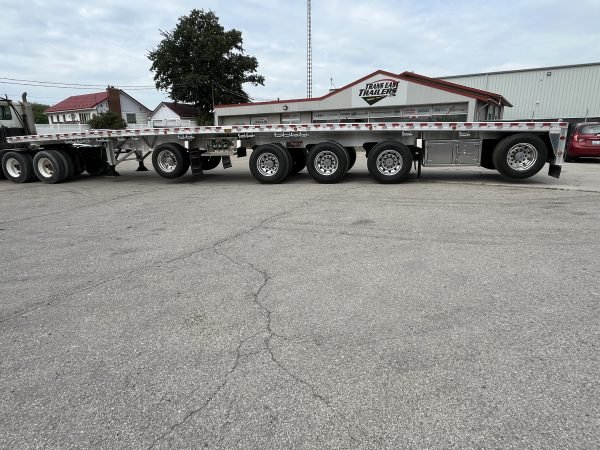 Reitnouer 5-Axle Aluminum Flatbeds – Brand New (3)